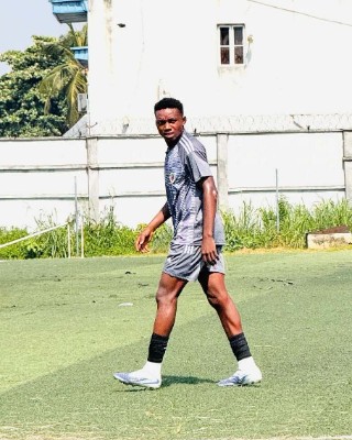 EFFIONG OFFIONG EFFIONG