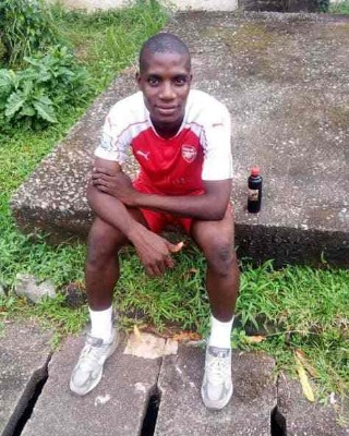 ADEDAPO  AZEEZ  ADEKUNLE